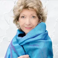 Felicity Lott