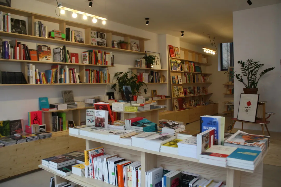 La Régulière Restaurant Galerie d'art Shop Paris