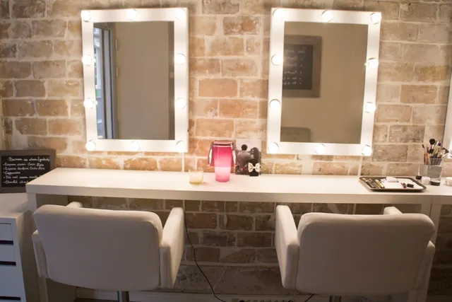 Makeup Me, le premier bar à maquillage !