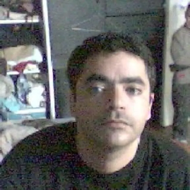 DAVID R