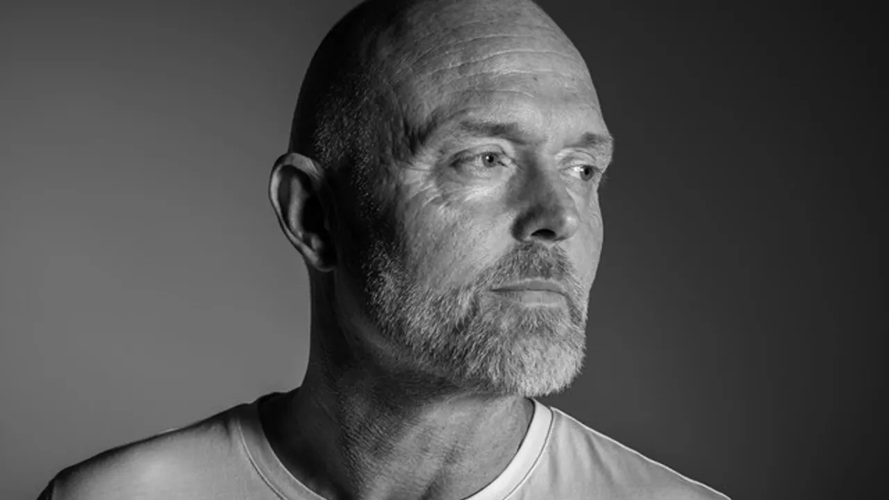 Ozmozis presents Solarstone (All Night Long)