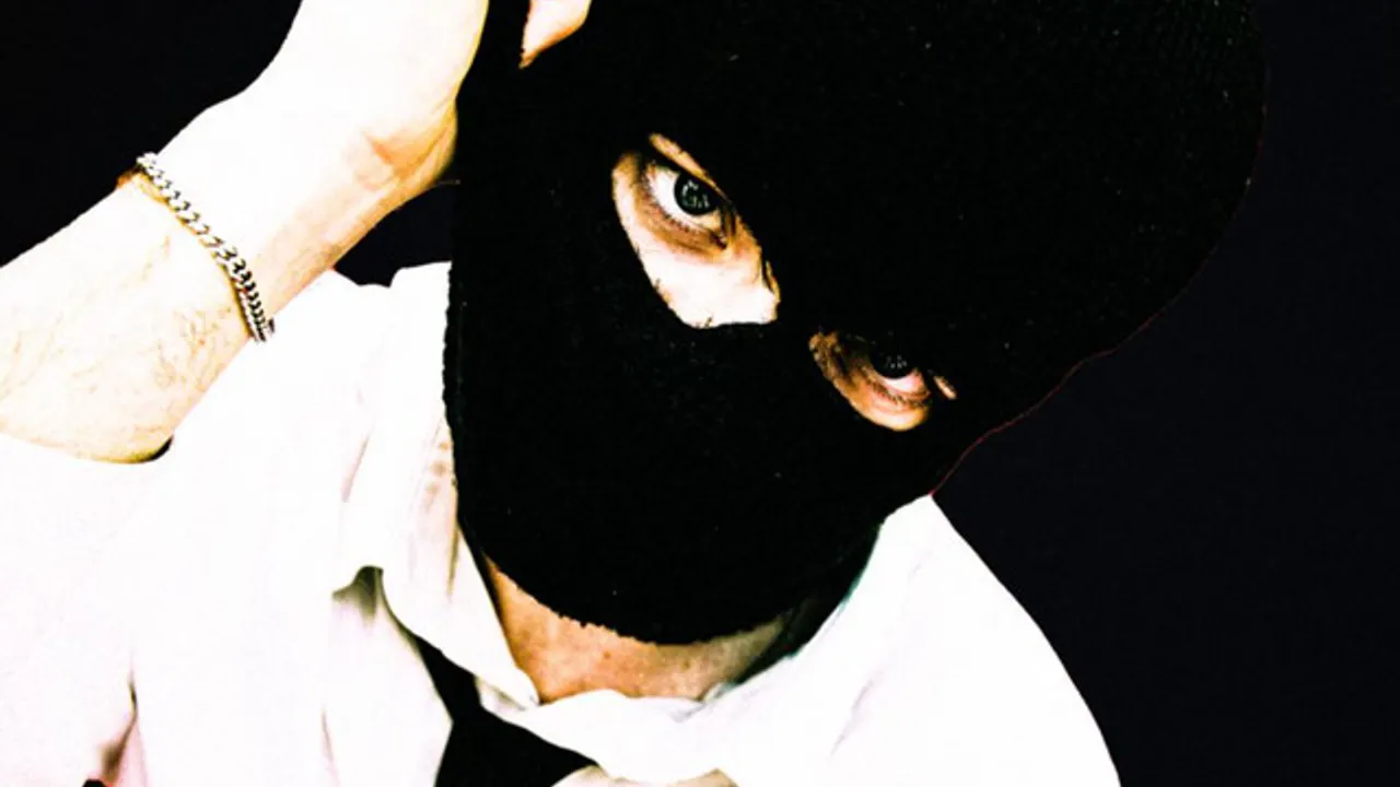 Putsch : Dikke Baap, Blurred Movement, Blakeys & More