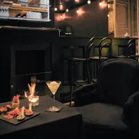 Blind Bar