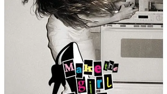 MAKE THE GIRL DANCE en LIVE