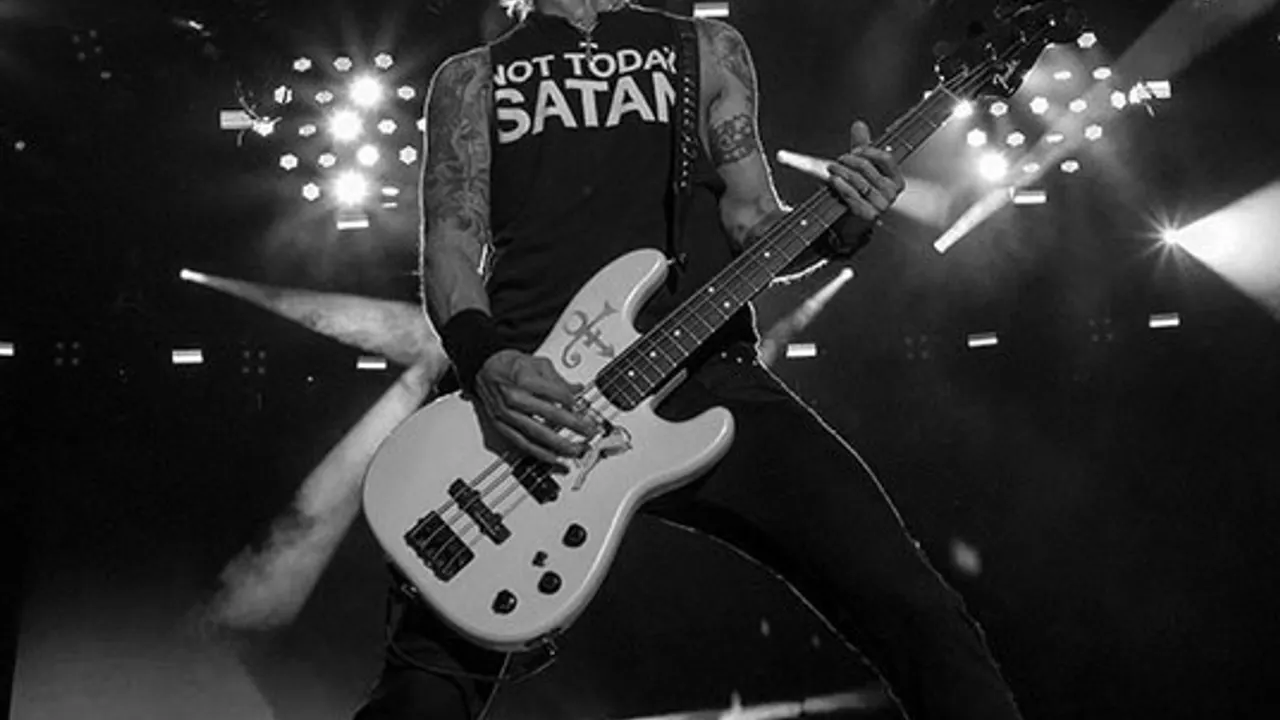 Duff McKagan - Lighthouse' 24 Tour