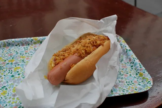 H*** Hot-Dog House : les «chiens-chauds» envahissent Paris