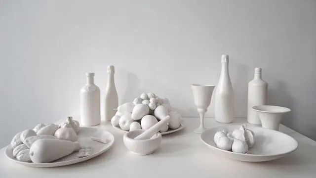 Jeanne Susplugas : At home she's a tourist : chapter I