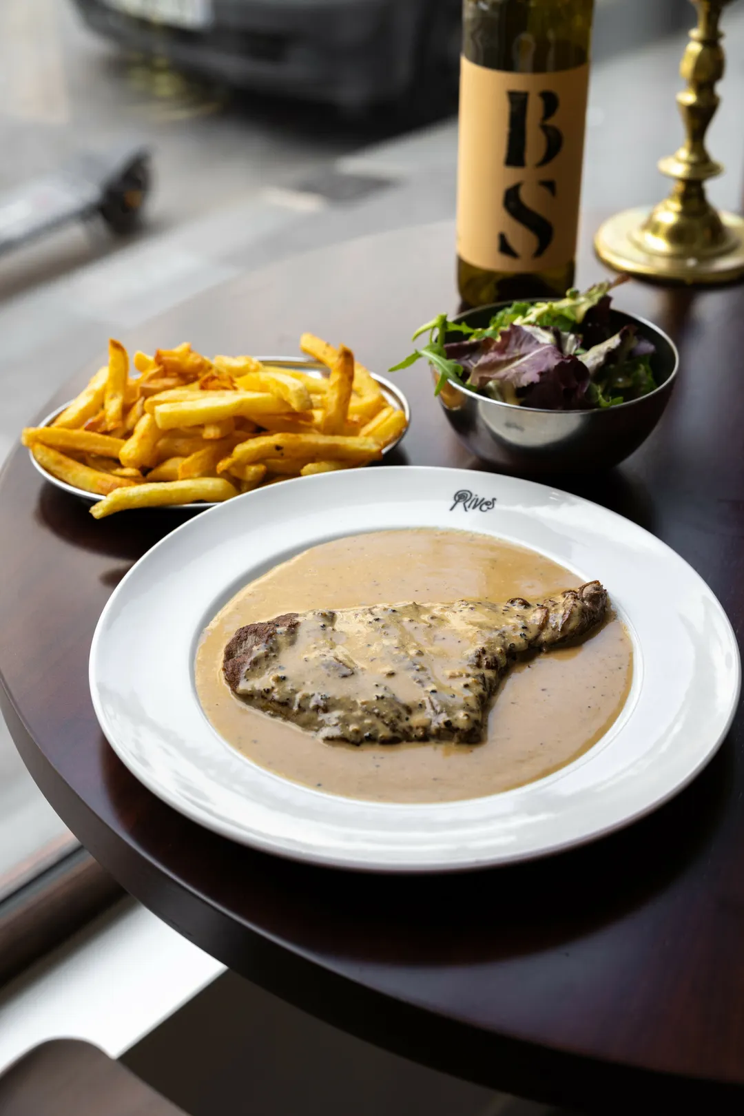Rives Restaurant Paris