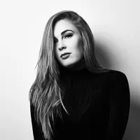 Laura Davie