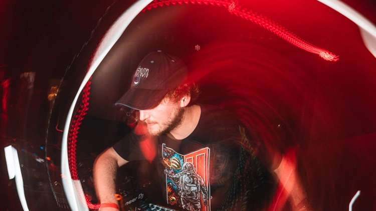 Release Party Poumtica – Sentimental Rave + Lnr