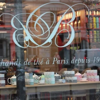 Le Bar à thé de Betjeman And Barton