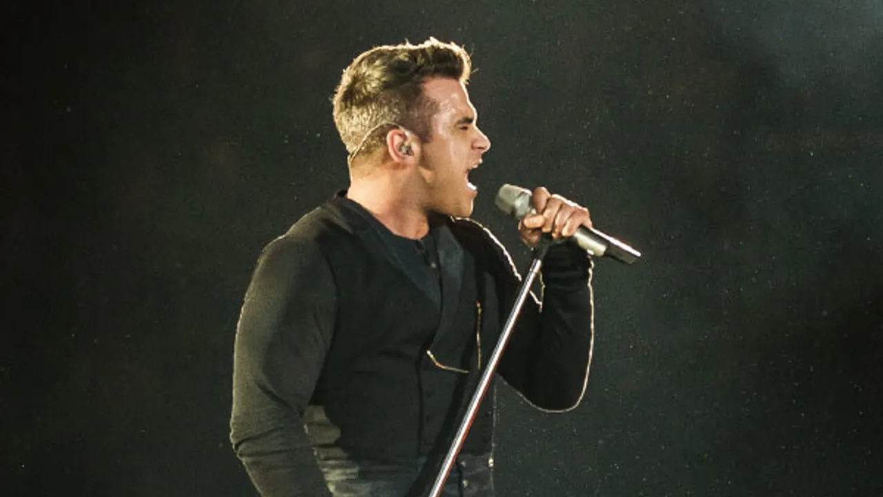Robbie Williams, Take the Crown Tour Live