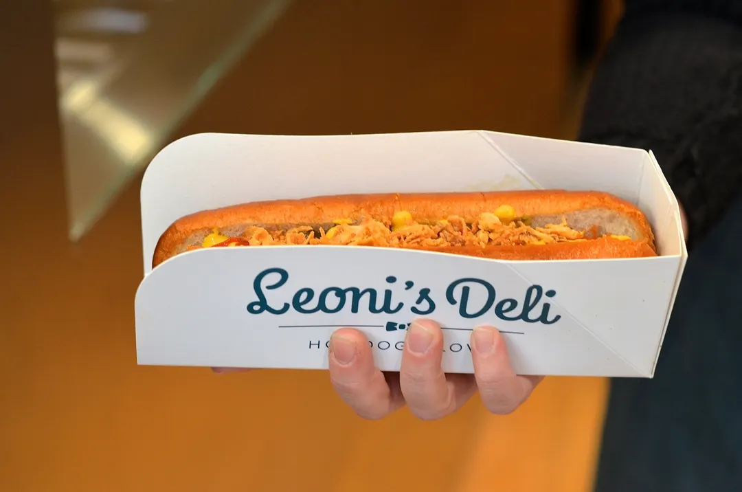 Leoni's Deli Restaurant Paris