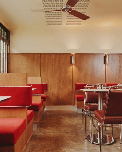 Red Sauce Restaurant Paris