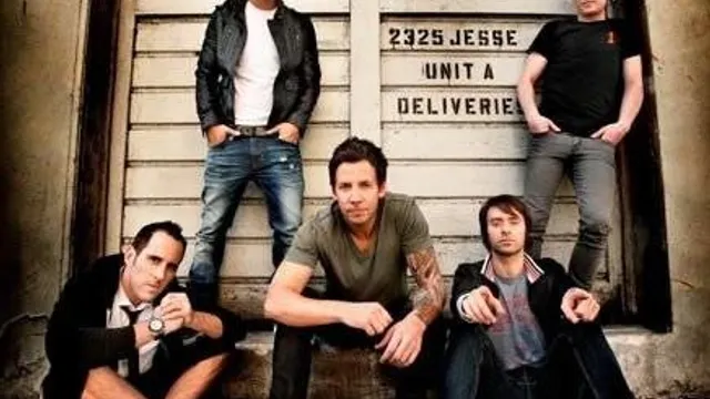 ANNULÉ - Simple Plan + guests