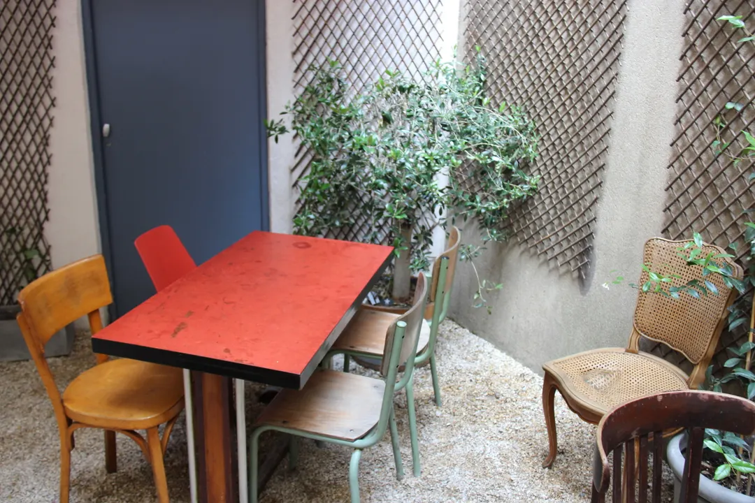 Kiez Biergarten Restaurant Bar Paris