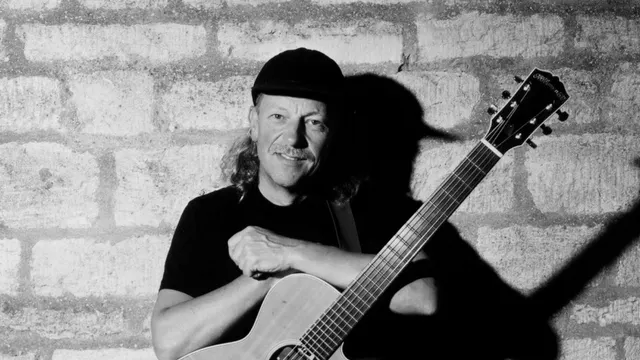MARTIN BARRE & Band