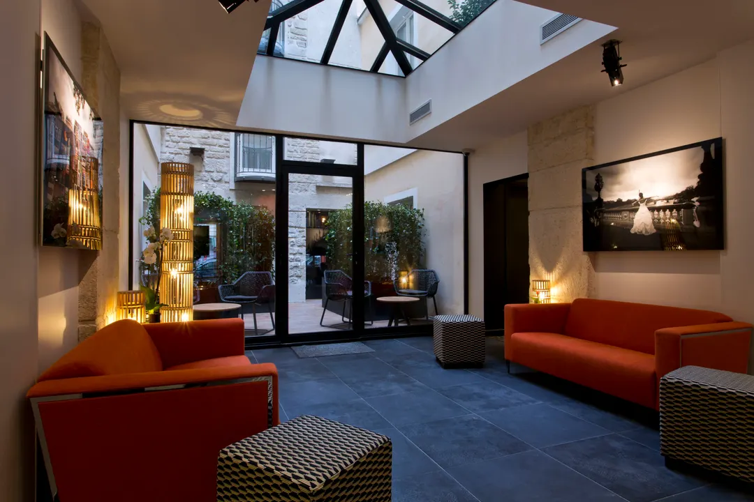 L'Hôtel Atmosphères Galerie d'art Hôtel Paris