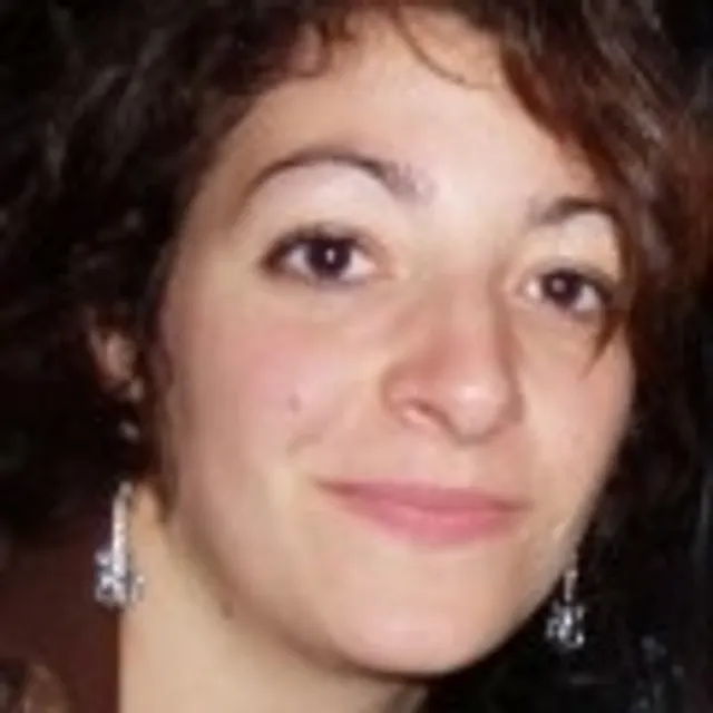 Julie V
