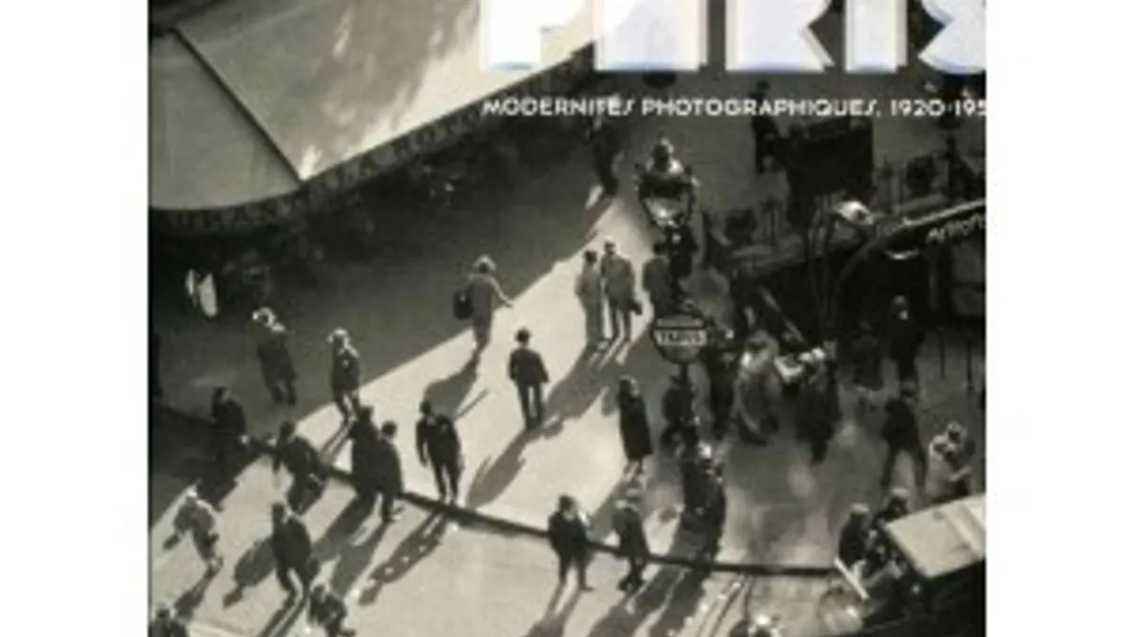 Voici Paris, modernités photographiques 1920 - 1950