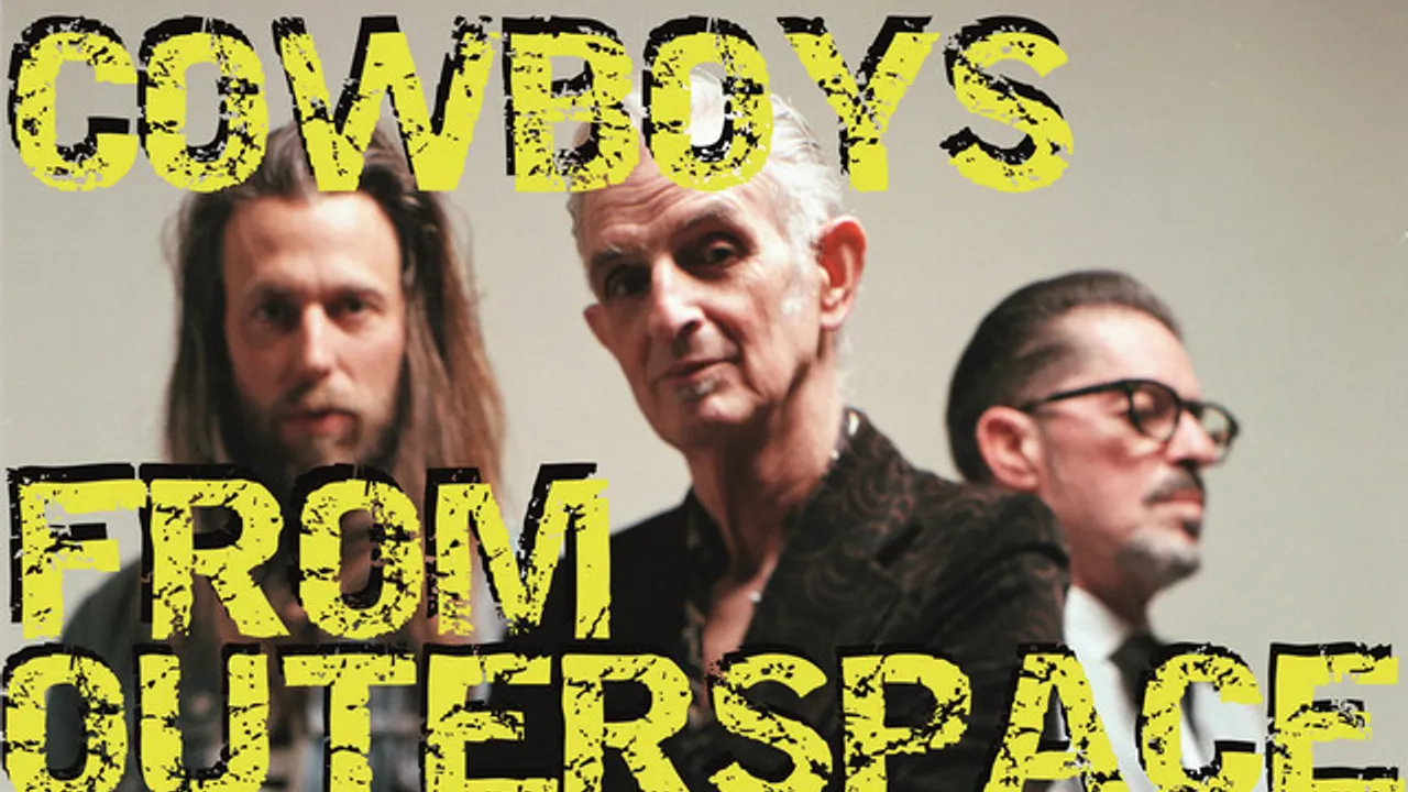 Cowboys From Outerspace + Kino Frontera