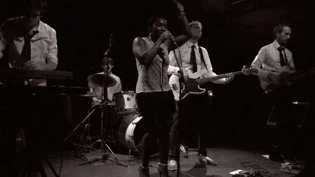 Concert Shake That