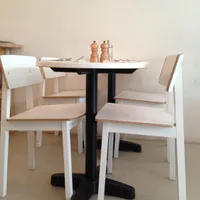Le Café Madam