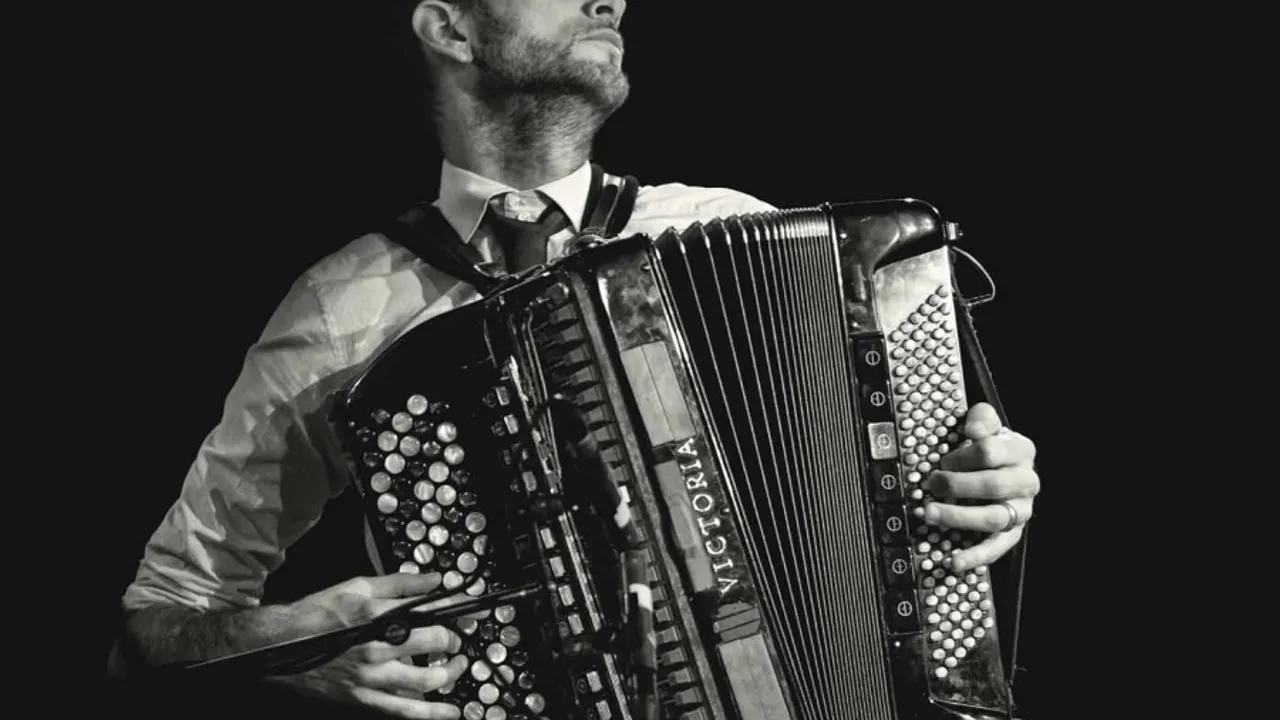 BENJAMIN MOUSSAY & VINCENT PEIRANI