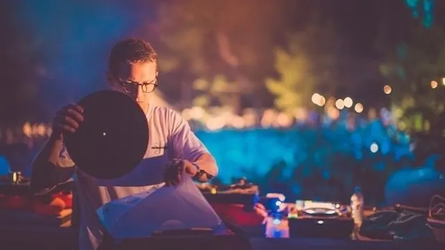 DURE VIE DIMENSIONS FESTIVAL INTERNATIONNAL SERIES 2017