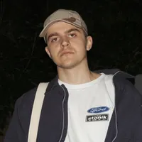 Бизае