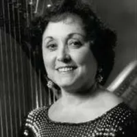 Marisa Robles