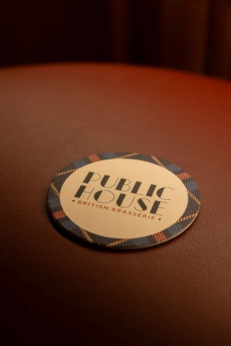 Public House Restaurant Paris