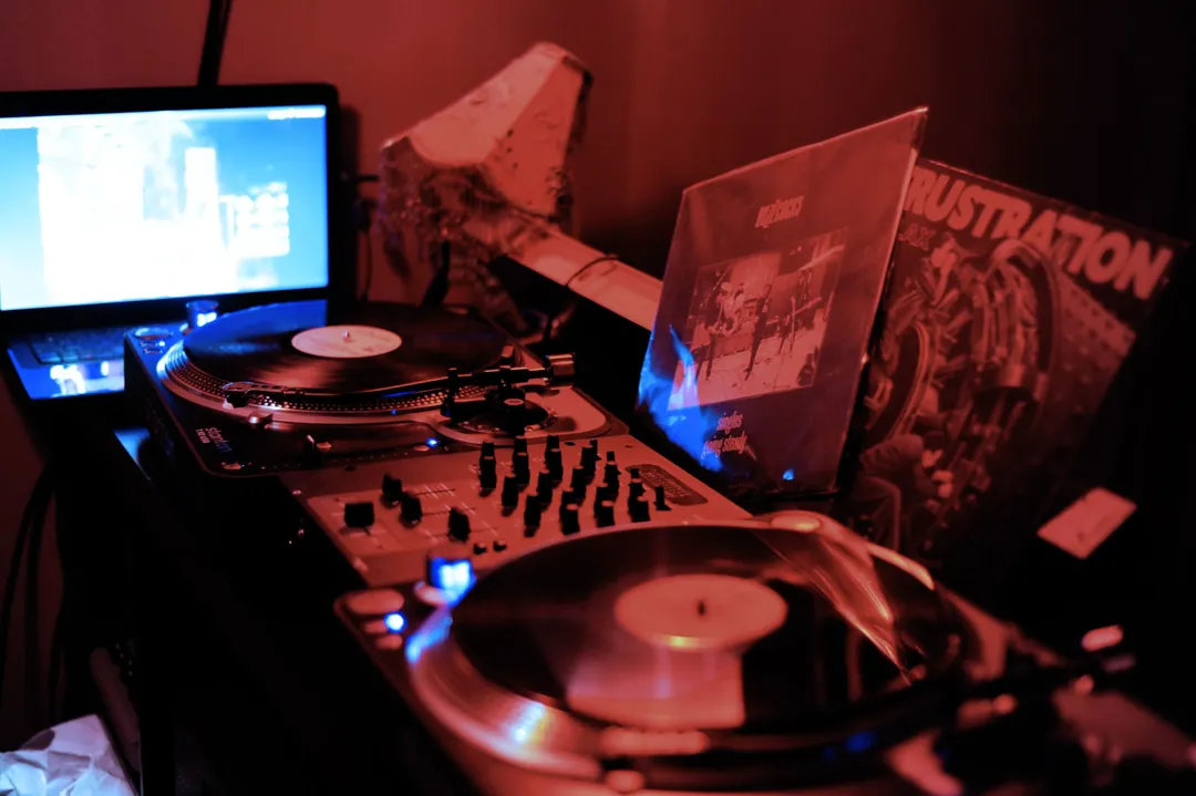 Pigalle Country Club Bar Paris