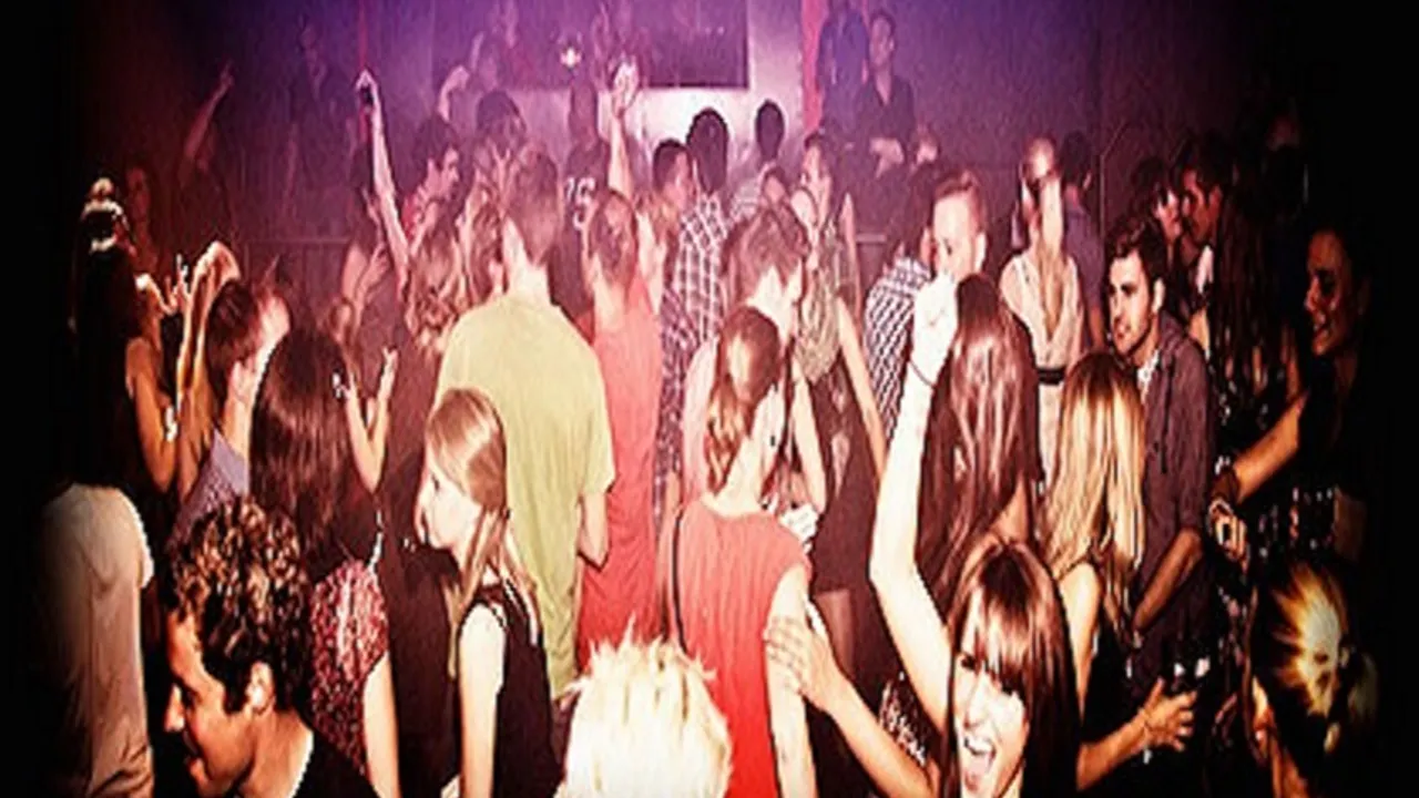 L'Etage Mix Club