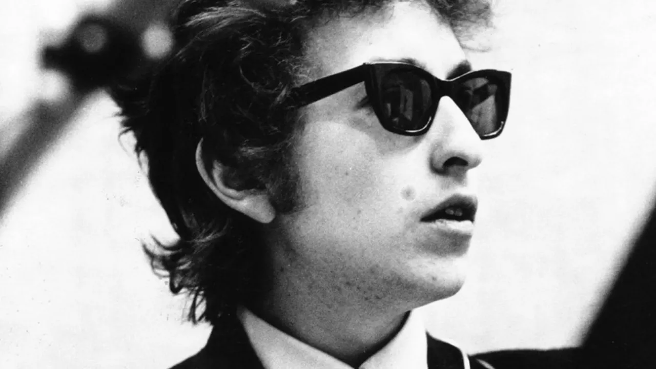 SUNDAY TRIBUTE // Bob Dylan
