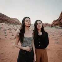 Meg & Dia