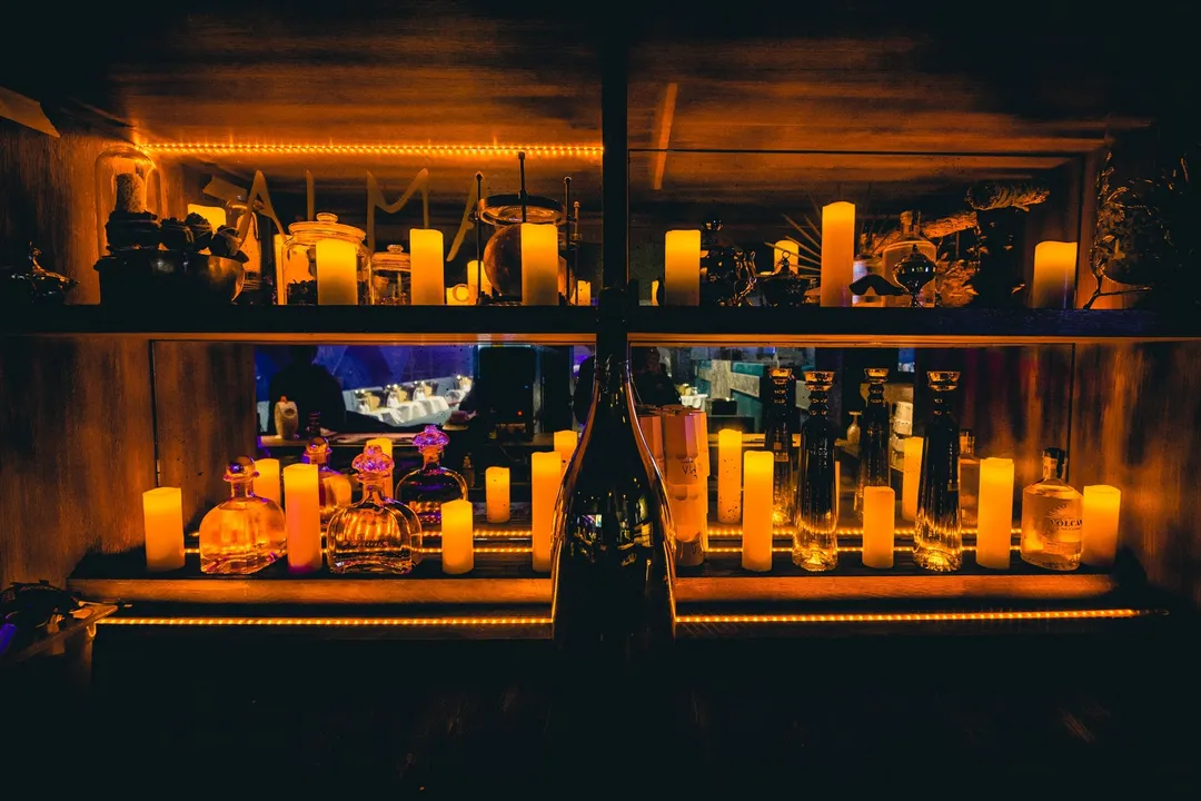 Alma Club Montaigne Club Paris