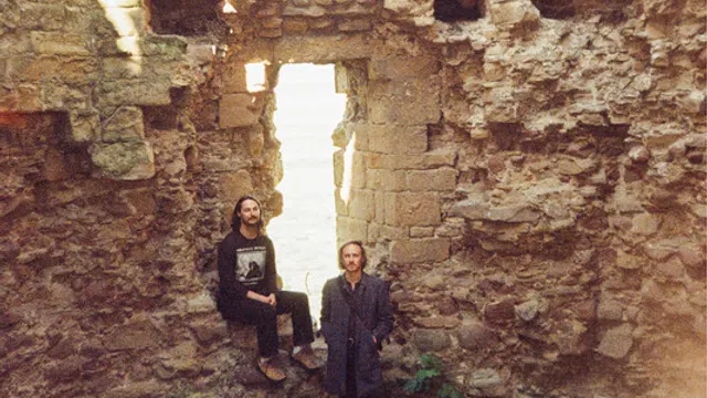 Yoo Doo Right (Ca) + Bank Myna + May The Queen
