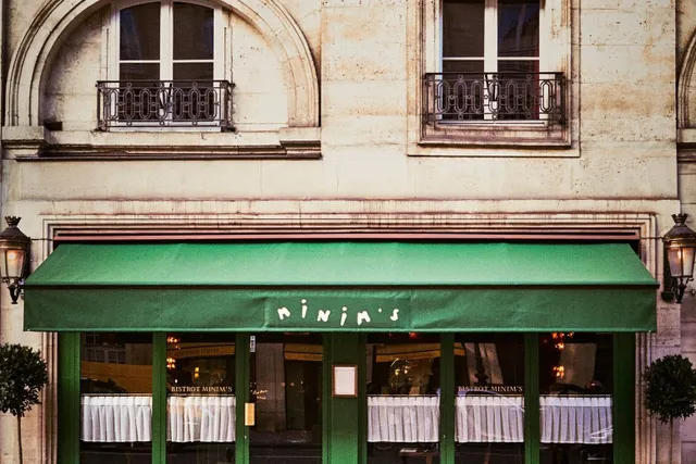 Minim's