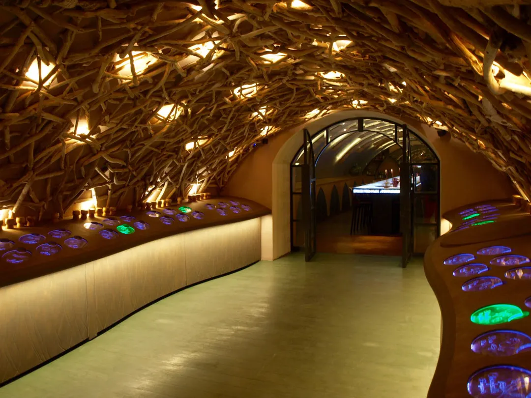 Les Caves du Louvre Restaurant Paris