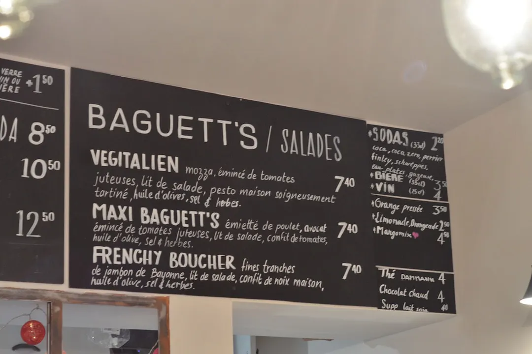 Baguett's Café Restaurant Paris