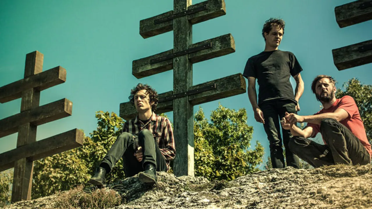 The Feeling of Love + Tv Colours + Saintes