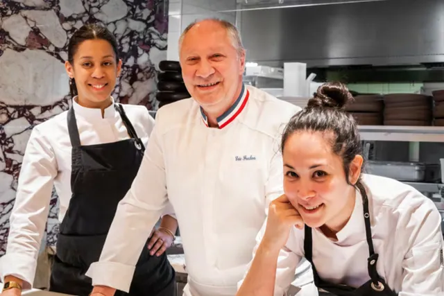 Nouvelles cheffes et nouvelle carte au restaurant Drugstore Champs-Elysées