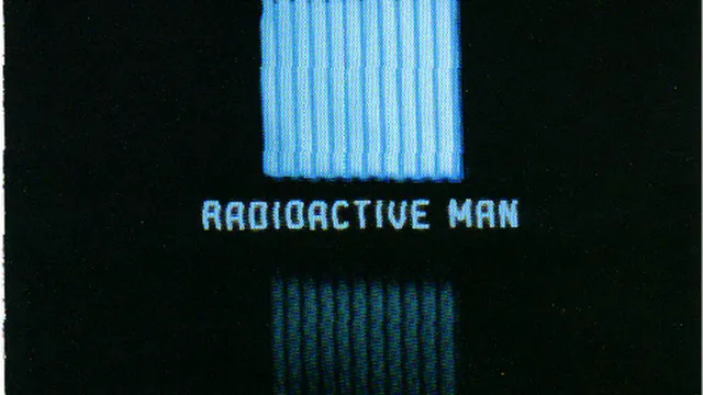 33/45 pres. Radioactive Man live