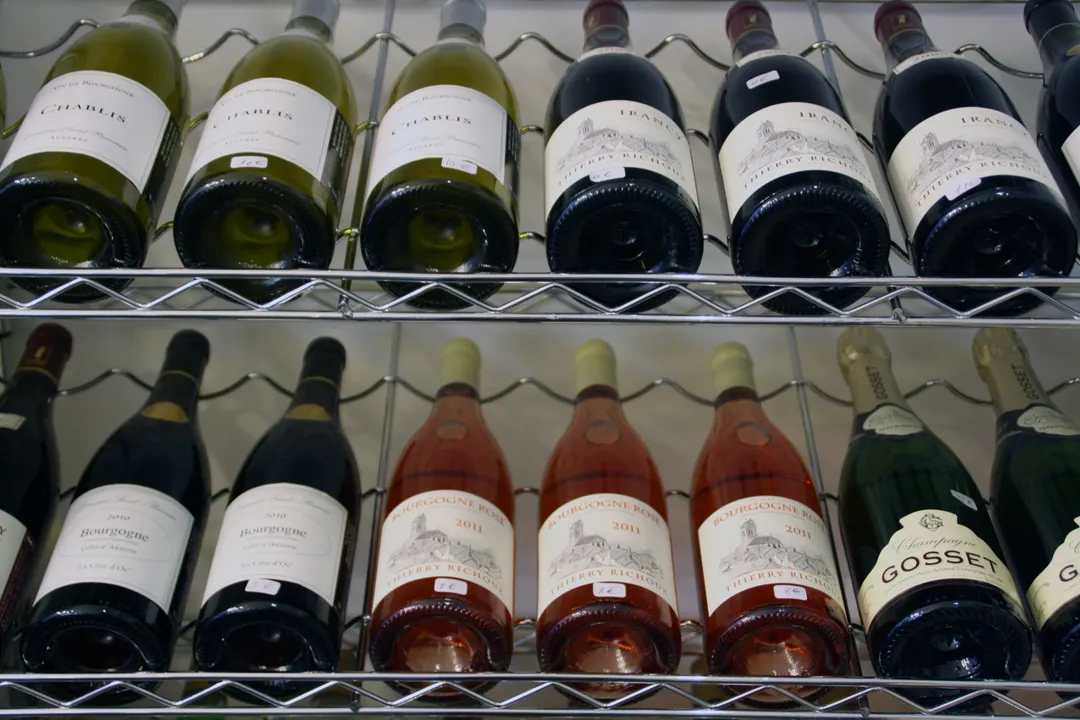 Bonjour Le Marais Restaurant Shop Paris