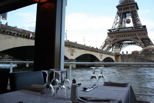 Le Capitaine Fracasse Restaurant Paris