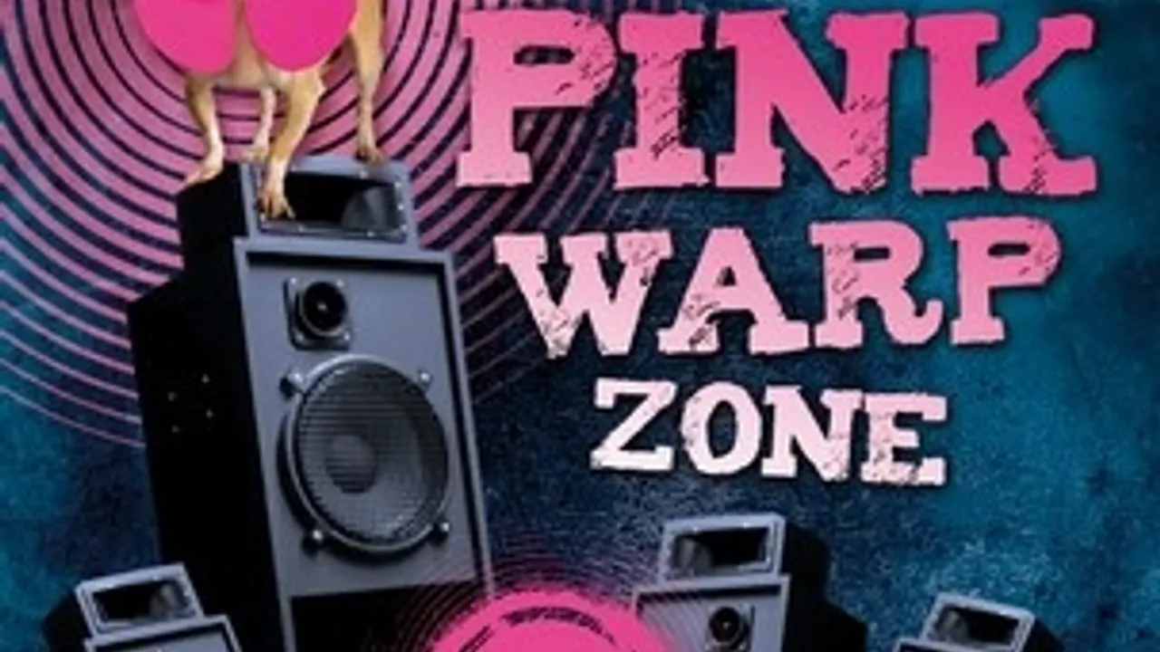 PINK WARP ZONE - Sourire Party Guest Eva KOKOSCHKA