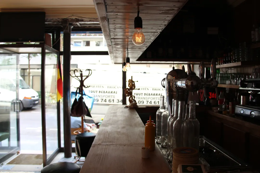 Kiez Biergarten Restaurant Bar Paris