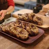 Mokonuts