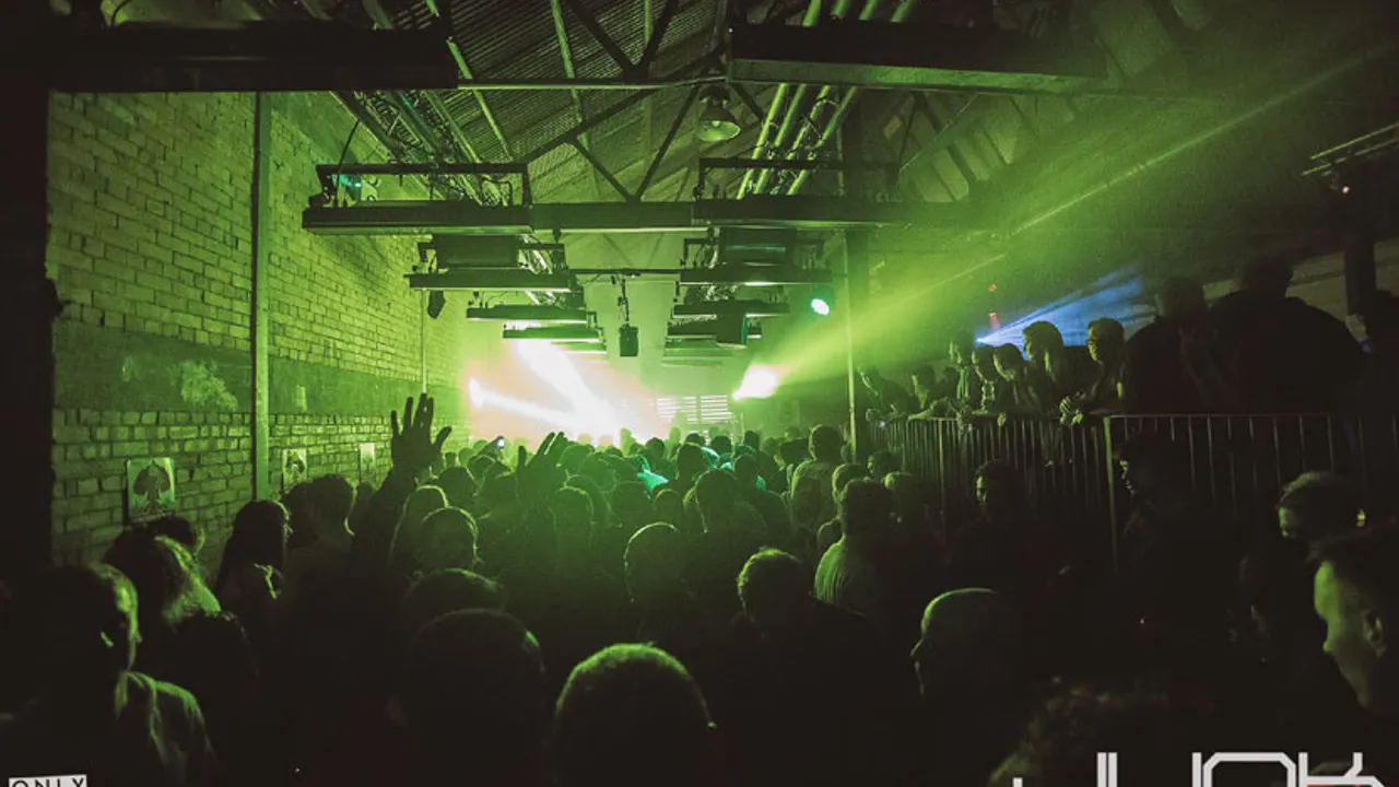 Club/ Badaboum Airlines brings Southampton
